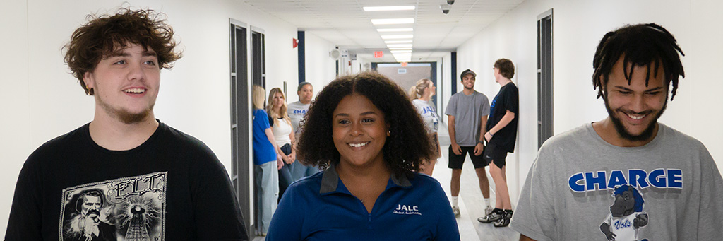 Students in hallway at John A. Logan College.